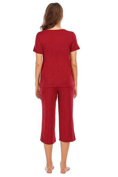 V-Neck Short Sleeve Top and Pants Lounge Set for a perfect OOTD – dress to impress outfits from Amexza