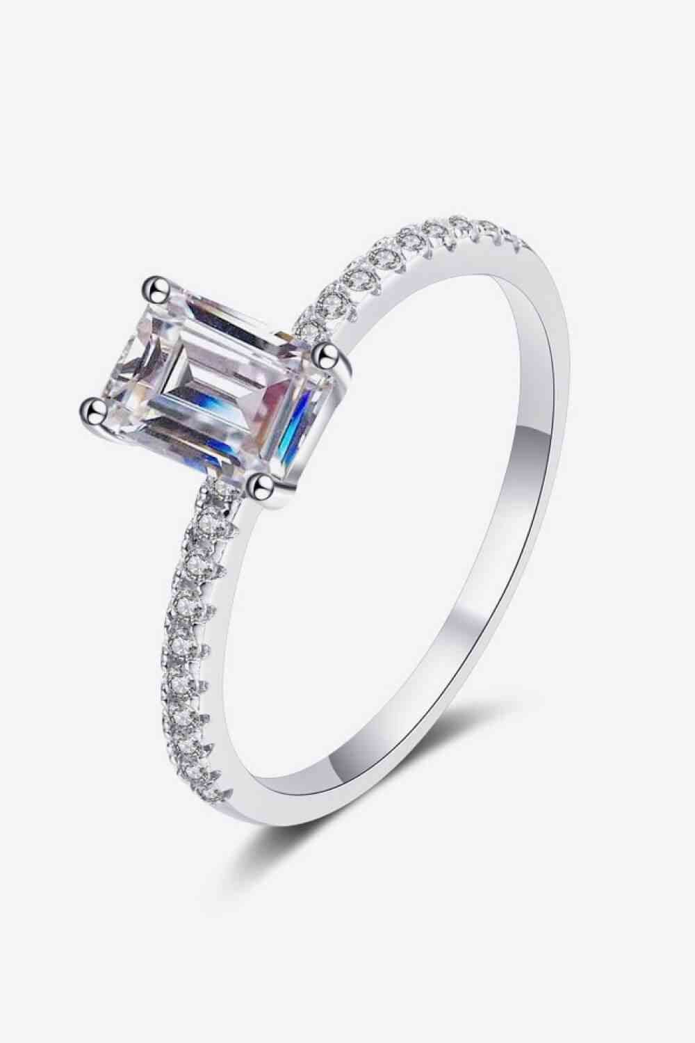 925 Sterling Silver Ring with Moissanite Silver for a perfect OOTD – dress to impress outfits from Amexza