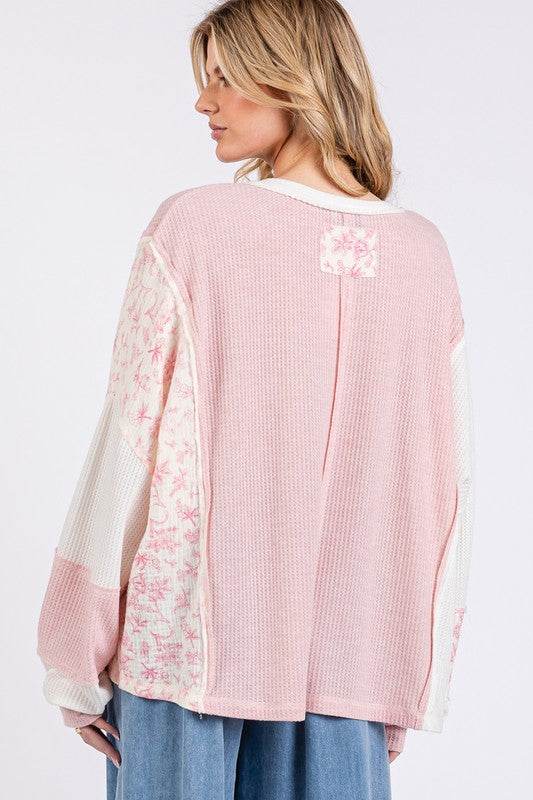 SAGE + FIG Floral Long Sleeve V-Neck Waffle Knit Top for a perfect OOTD – dress to impress outfits from Amexza