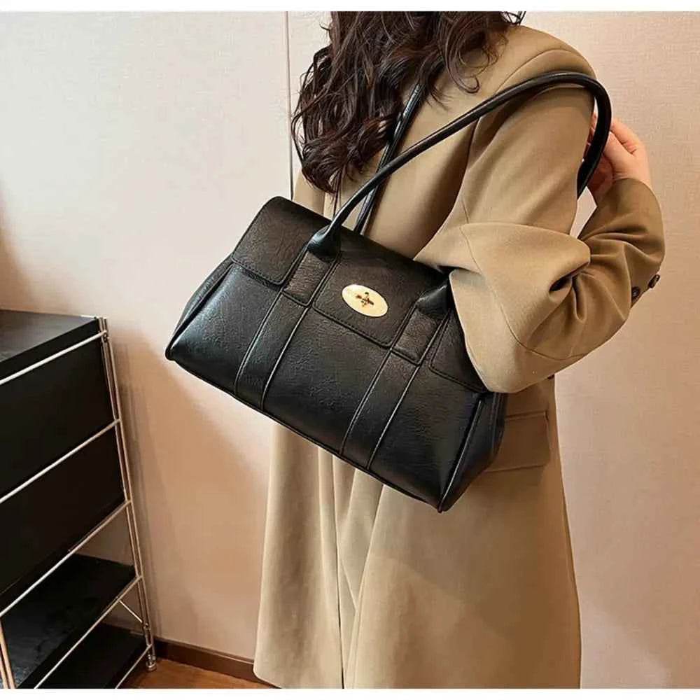 PU Leather Shoulder Bag for a perfect OOTD – dress to impress outfits from Amexza