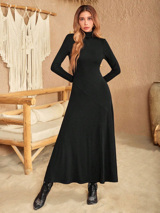 Turtleneck Long Sleeve Maxi Dress - Black / S