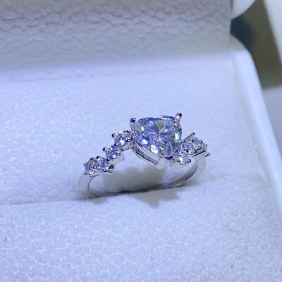 1 Carat Moissanite 925 Sterling Silver Ring for a perfect OOTD – dress to impress outfits from Amexza