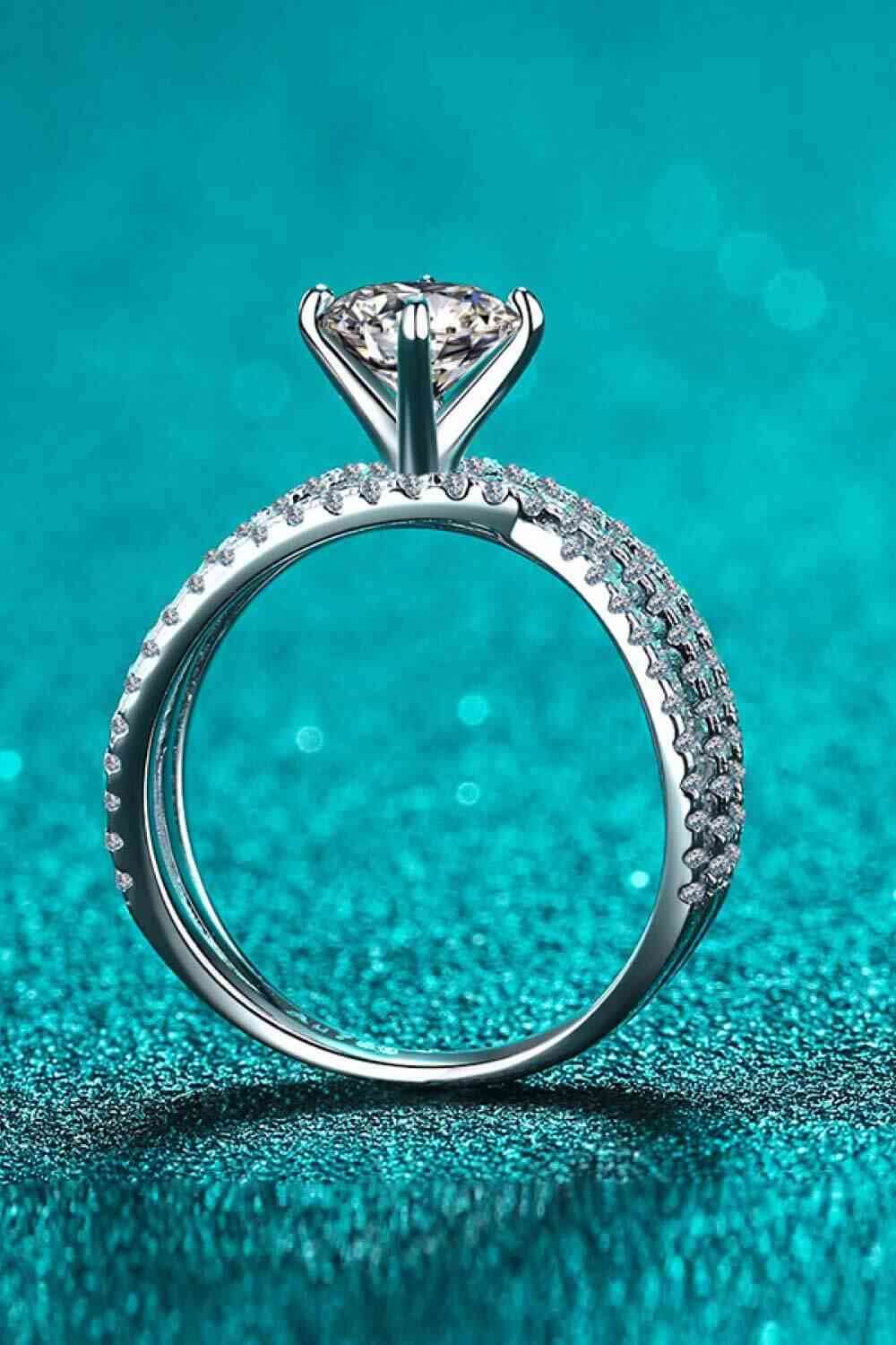 1 Carat Moissanite Crisscross Ring for a perfect OOTD – dress to impress outfits from Amexza