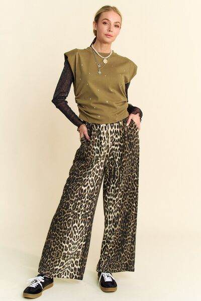 Davi & Dani Leopard Wide Leg Pants for a perfect OOTD – dress to impress outfits from Amexza