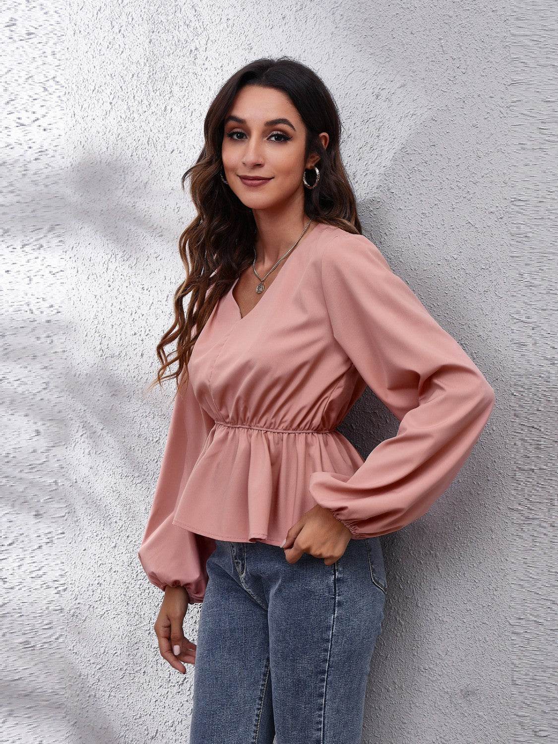 V-Neck Balloon Sleeve Peplum Blouse for a perfect OOTD – dress to impress outfits from Amexza