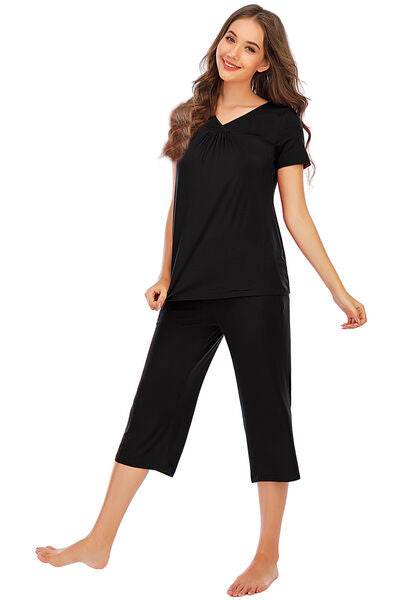 V-Neck Short Sleeve Top and Pants Lounge Set for a perfect OOTD – dress to impress outfits from Amexza