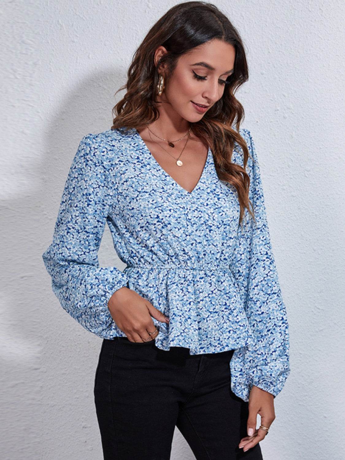 Floral V-Neck Balloon Sleeve Peplum Blouse for a perfect OOTD – dress to impress outfits from Amexza