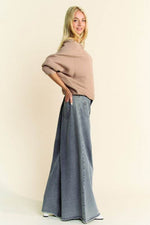 Davi & Dani Round Neck Batwing Sleeve Sweater for a perfect OOTD – dress to impress outfits from Amexza