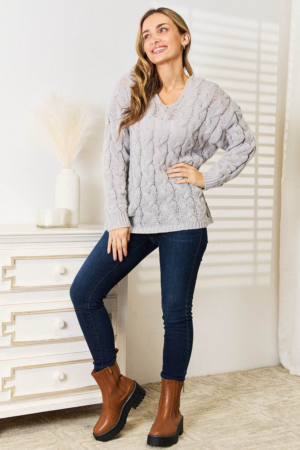 Woven Right Cable-Knit Hooded Sweater for a perfect OOTD – dress to impress outfits from Amexza