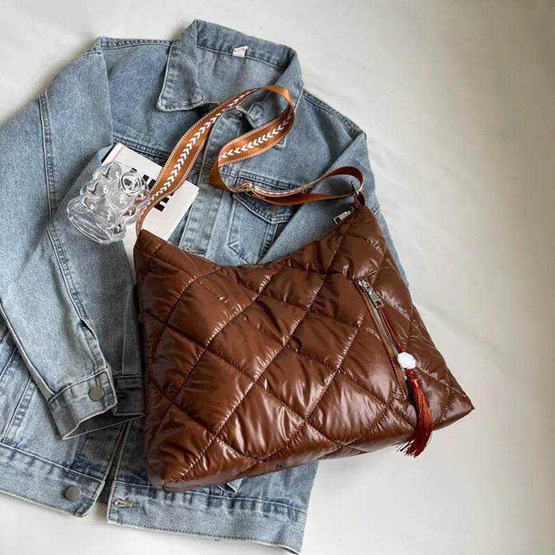 Quilted Nylon Travel Bag for a perfect OOTD – dress to impress outfits from Amexza