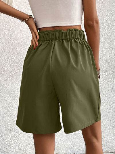 Pocketed Half Elastic Waist Shorts Matcha Green for a perfect OOTD – dress to impress outfits from Amexza