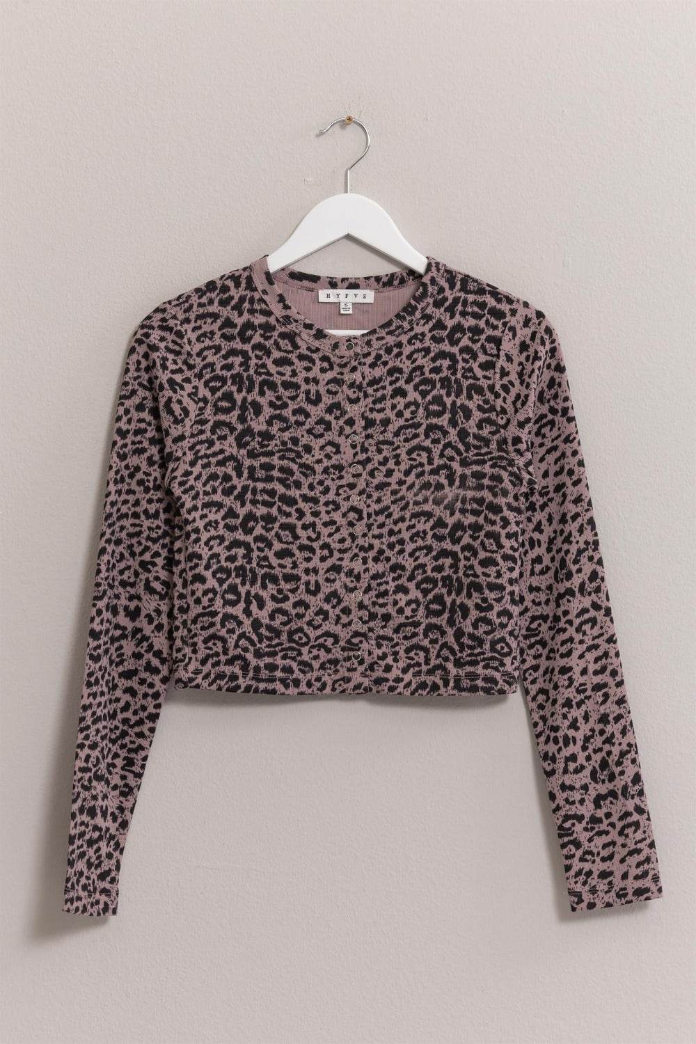 HYFVE Animal Print Snap Down Crop Cardigan Dusty Lavender for a perfect OOTD – dress to impress outfits from Amexza