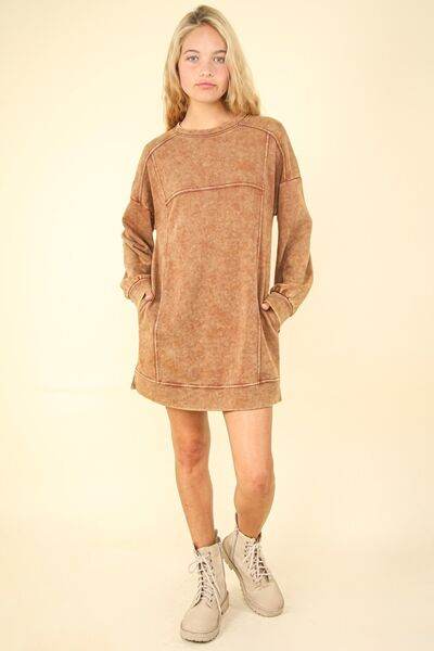 VERY J Mineral Washed Oversized Sweatshirt Mini Dress for a perfect OOTD – dress to impress outfits from Amexza