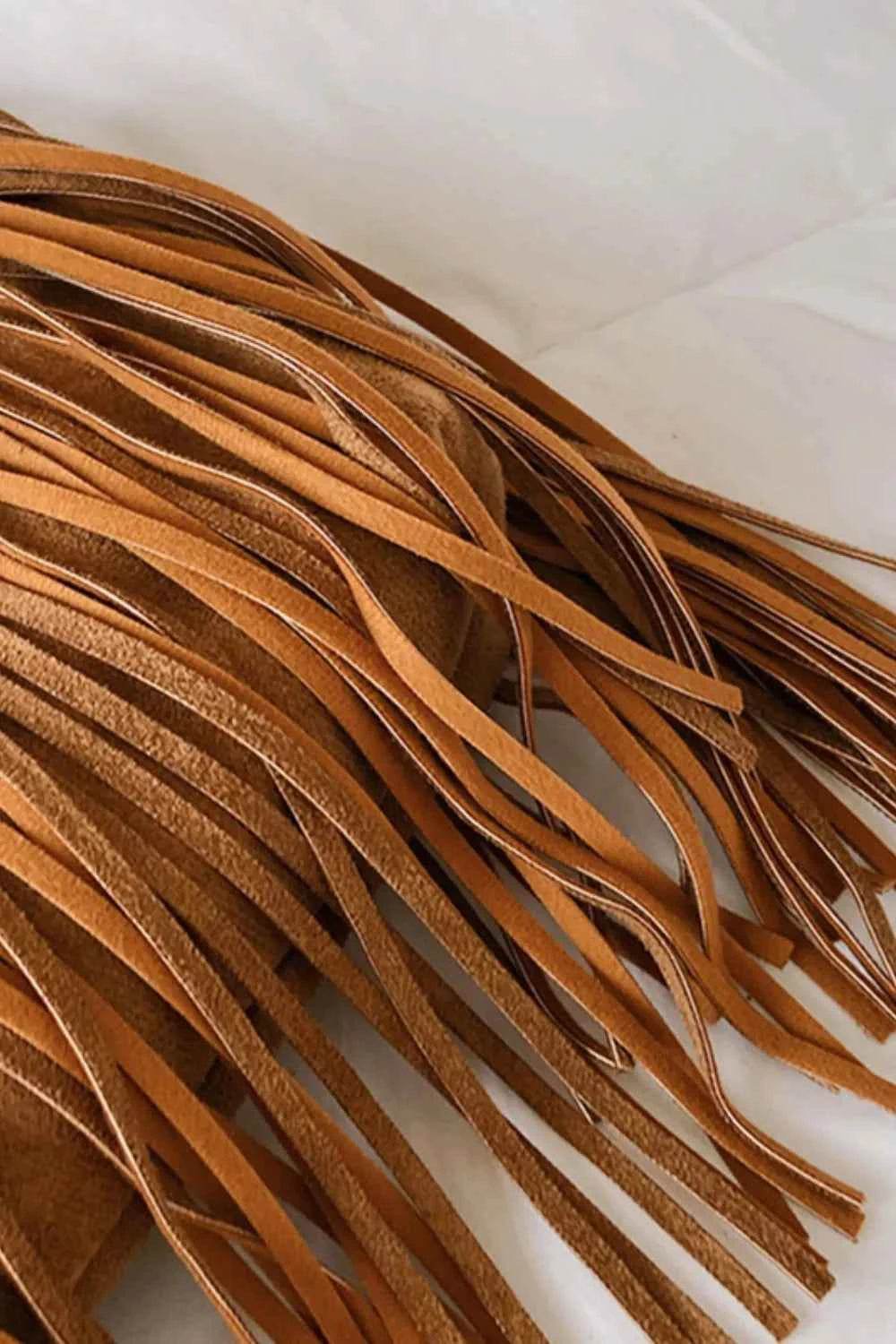 Suede Fringe Adjustable Strap Shoulder Bag for a perfect OOTD – dress to impress outfits from Amexza