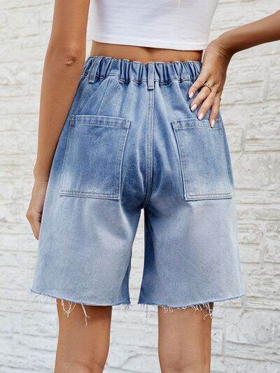 Buttoned Raw Hem Denim Shorts with Pockets for a perfect OOTD – dress to impress outfits from Amexza