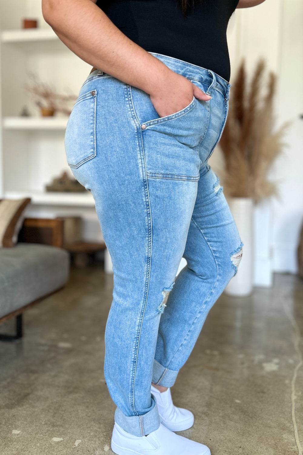 Judy Blue Full Size Distressed Straight Jeans with Patch Pockets for a perfect OOTD – dress to impress outfits from Amexza