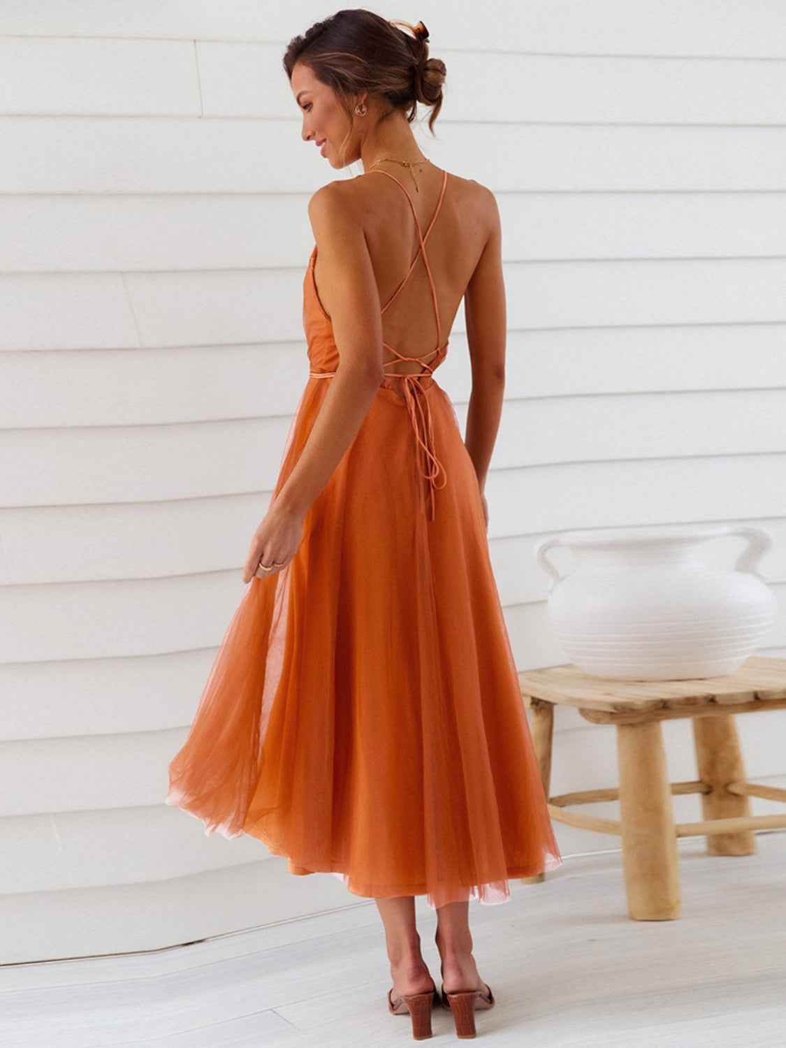 Backless Crisscross Sleeveless Midi Dress for a perfect OOTD – dress to impress outfits from Amexza