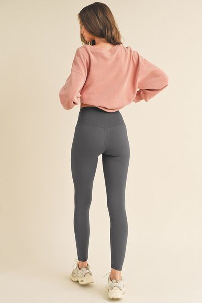 Yelete Full Size Fleece Lined High Waisted Leggings for a perfect OOTD – dress to impress outfits from Amexza