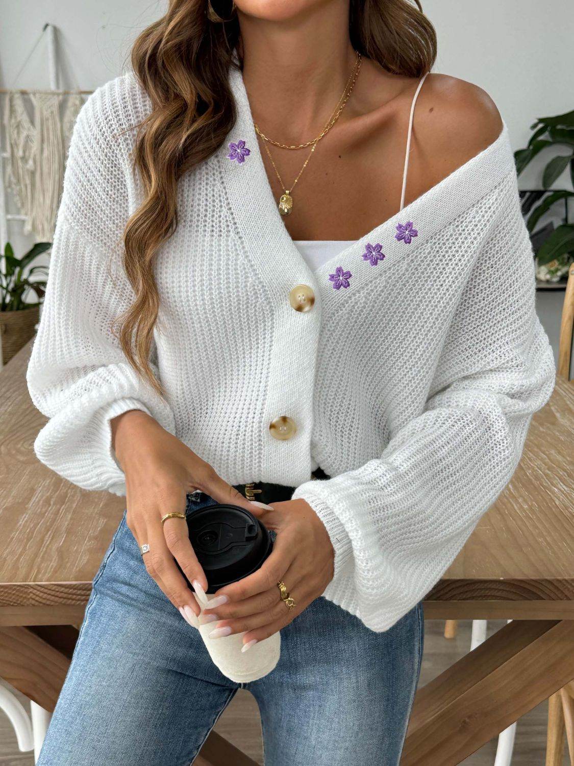 V-Neck Button Up Long Sleeve Cardigan for a perfect OOTD – dress to impress outfits from Amexza