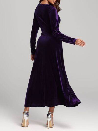 V-Neck Long Sleeve Velvet Dress for a perfect OOTD – dress to impress outfits from Amexza