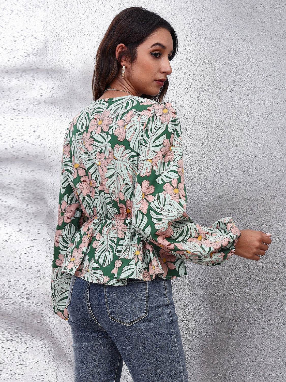 Floral V-Neck Balloon Sleeve Peplum Blouse for a perfect OOTD – dress to impress outfits from Amexza