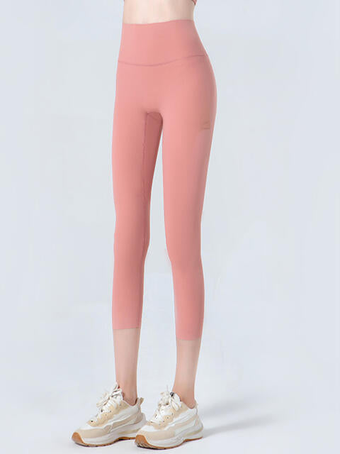 Wide Waistband Cropped Sports Leggings for a perfect OOTD – dress to impress outfits from Amexza