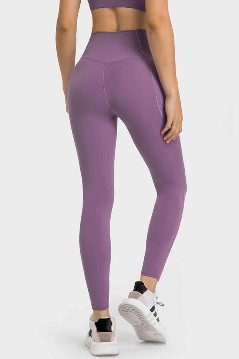 Millennia V-Waist Yoga Leggings with Pockets for a perfect OOTD – dress to impress outfits from Amexza