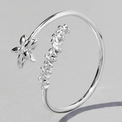 925 Sterling Silver Flower Ring for a perfect OOTD – dress to impress outfits from Amexza
