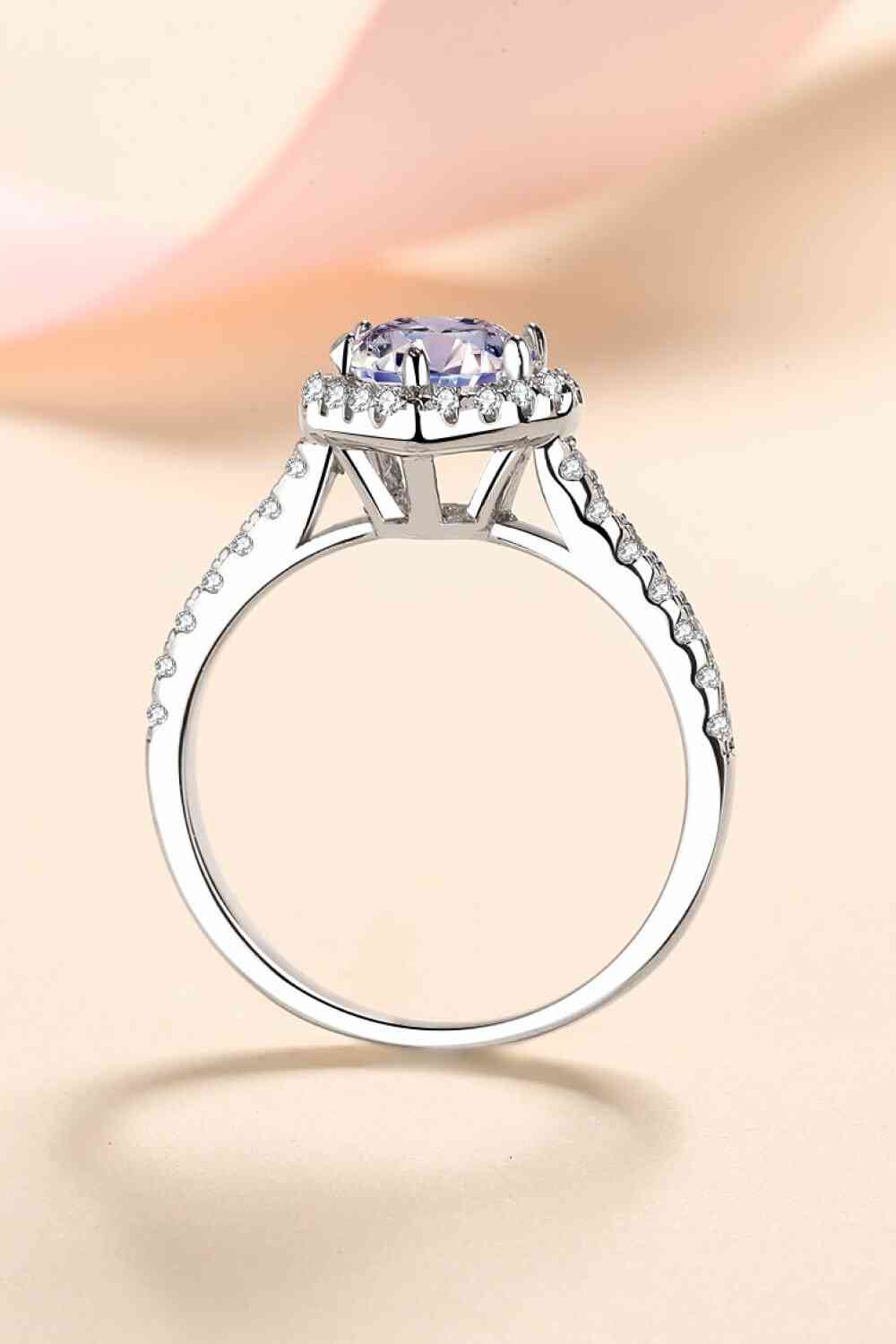 1 Carat Moissanite Heart-Shaped Ring for a perfect OOTD – dress to impress outfits from Amexza