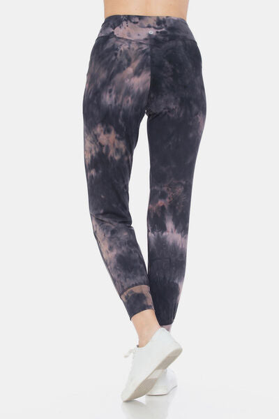 Leggings Depot Tie-Dye High Waist Cropped Leggings for a perfect OOTD – dress to impress outfits from Amexza