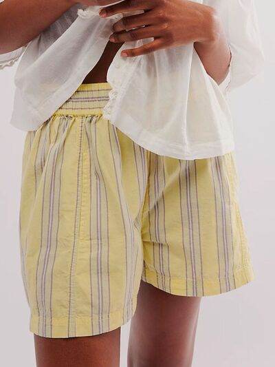 Striped Elastic Waist Shorts Pastel Yellow for a perfect OOTD – dress to impress outfits from Amexza