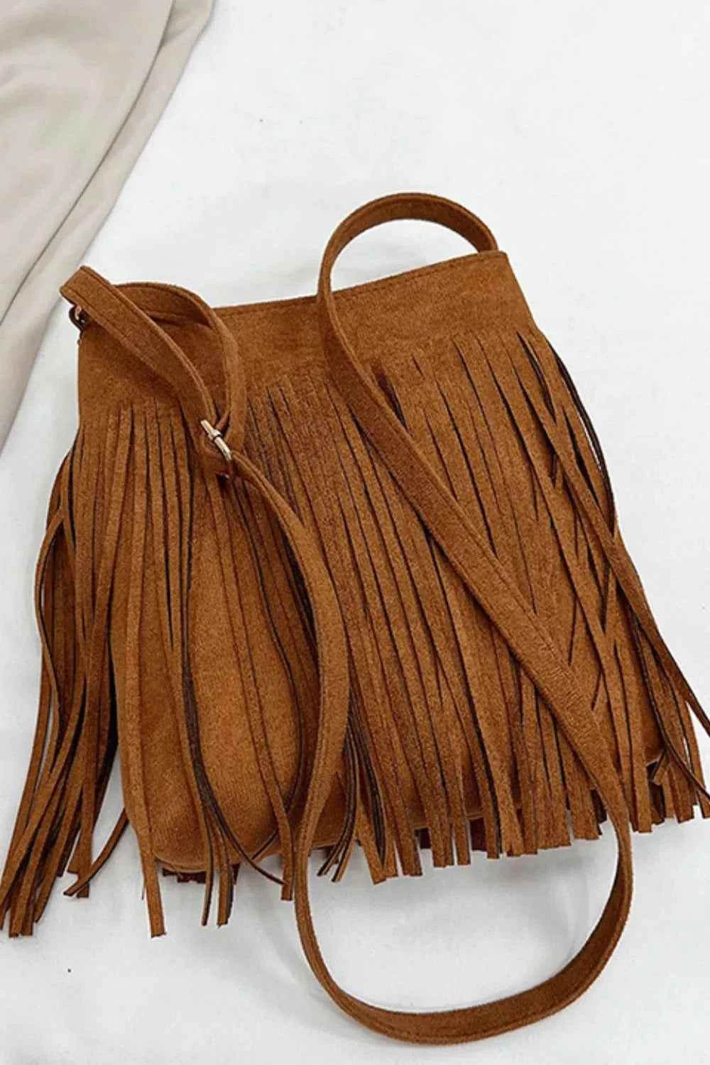 Suede Fringe Shoulder Bag for a perfect OOTD – dress to impress outfits from Amexza