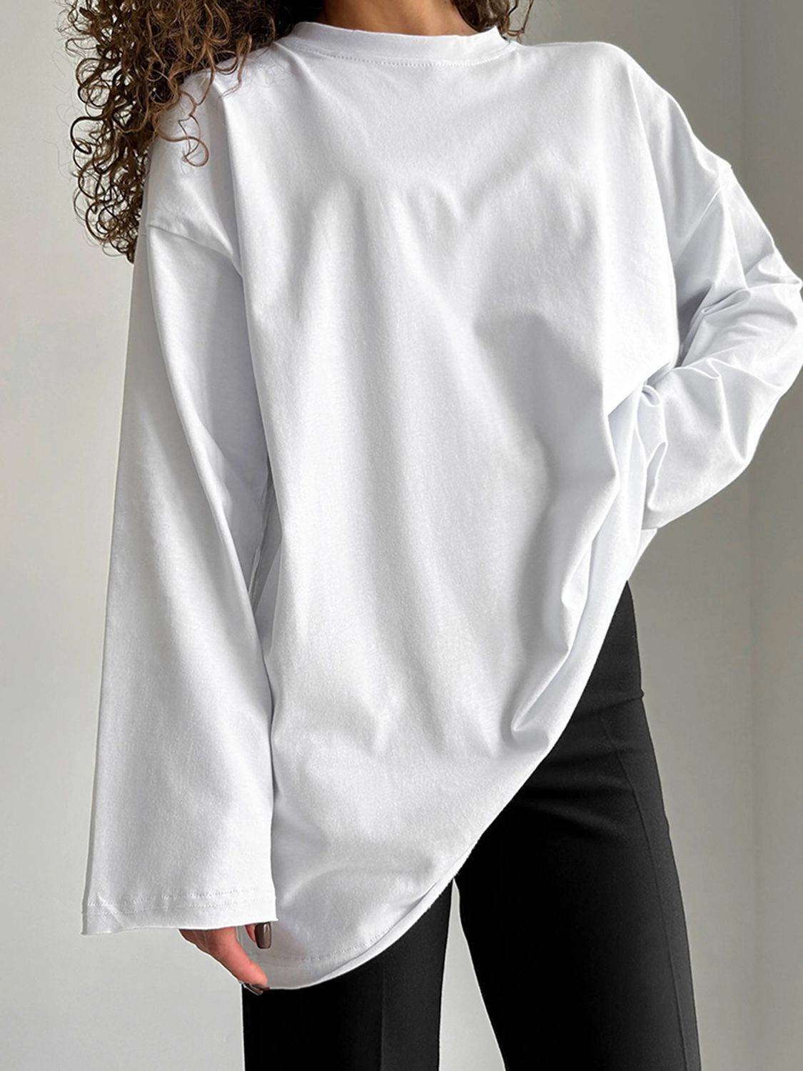 Round Neck Long Sleeve T-Shirt White for a perfect OOTD – dress to impress outfits from Amexza