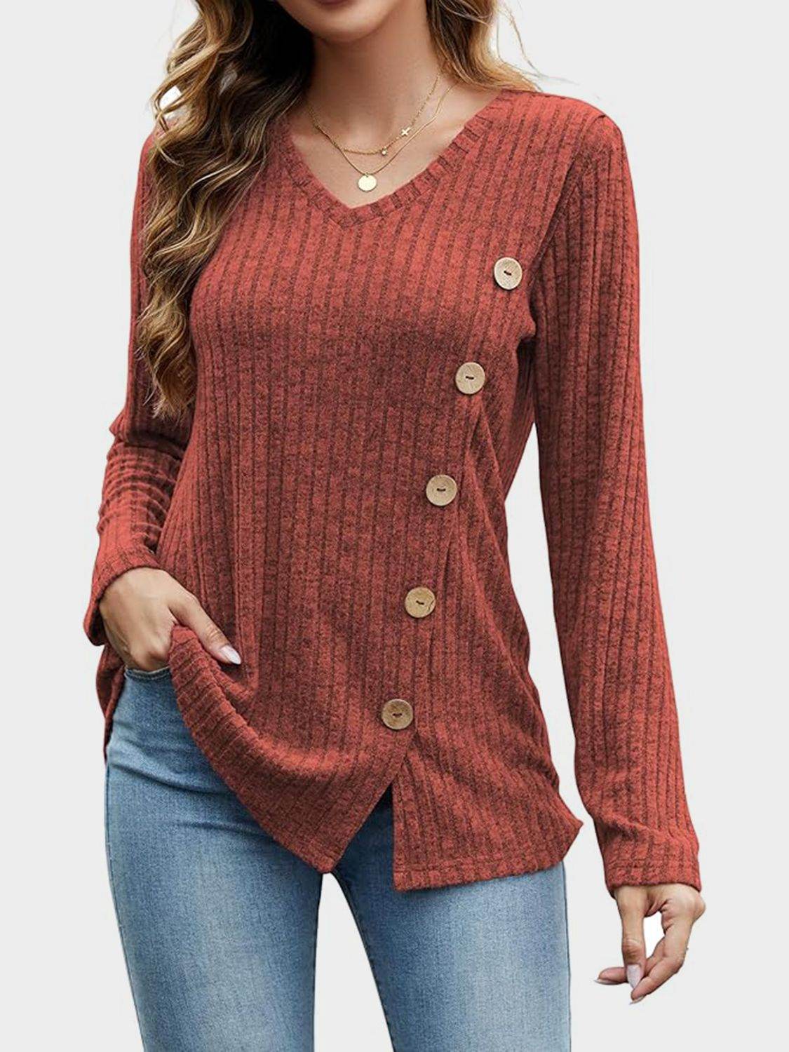 V-Neck Long Sleeve T-Shirt Rust for a perfect OOTD – dress to impress outfits from Amexza