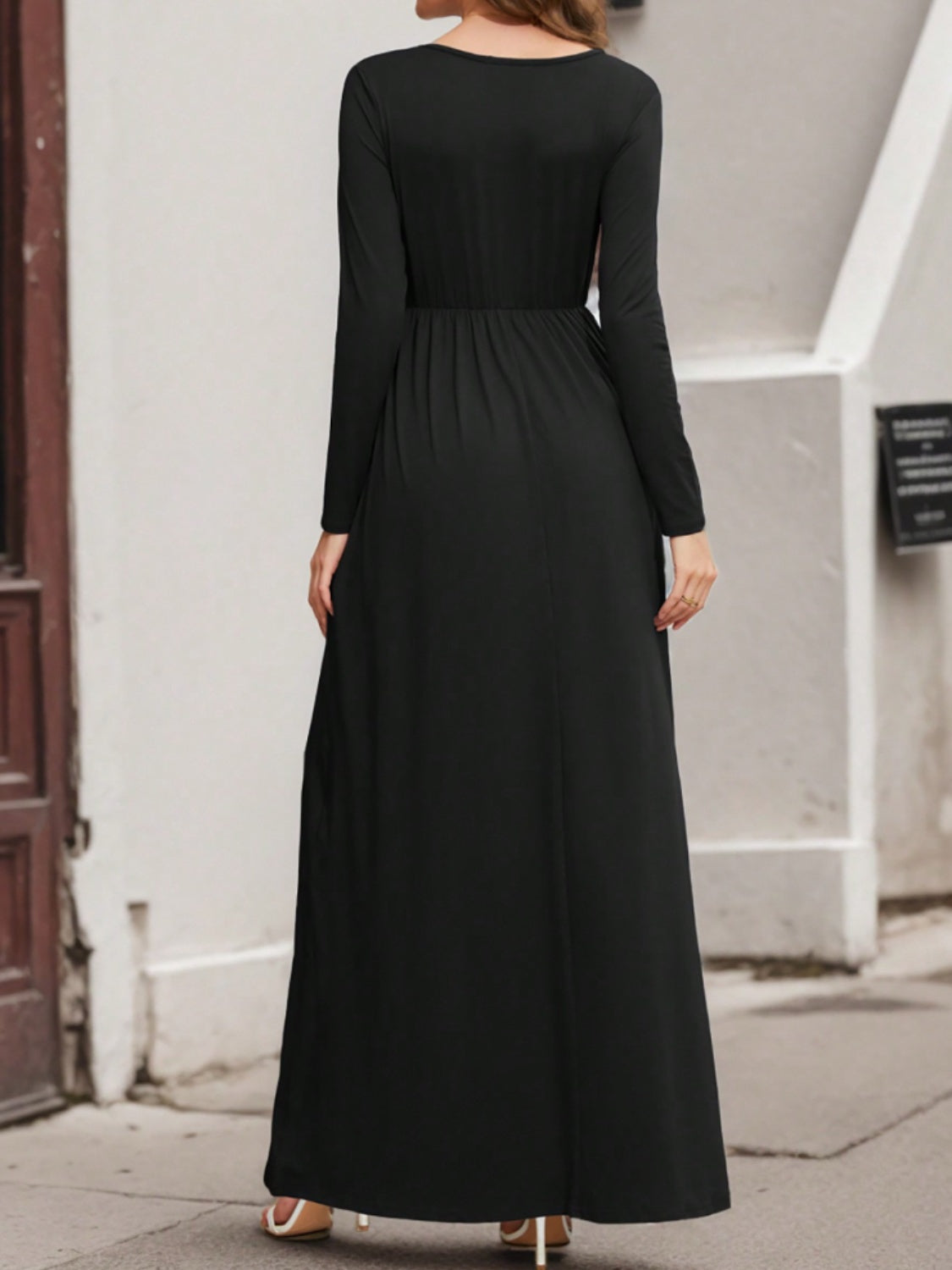 Pocketed V-Neck Long Sleeve Maxi Dress