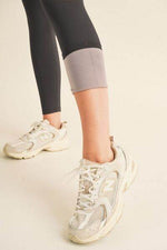 Yelete Full Size Fleece Lined High Waisted Leggings for a perfect OOTD – dress to impress outfits from Amexza