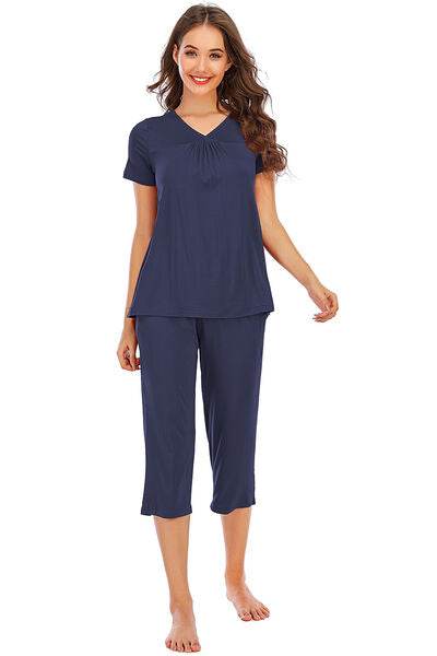 V-Neck Short Sleeve Top and Pants Lounge Set for a perfect OOTD – dress to impress outfits from Amexza