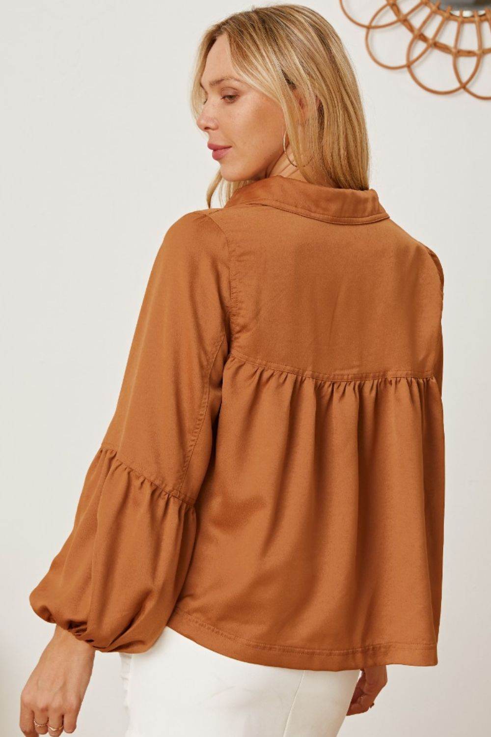 Balloon Sleeve Collared Neck Blouse for a perfect OOTD – dress to impress outfits from Amexza