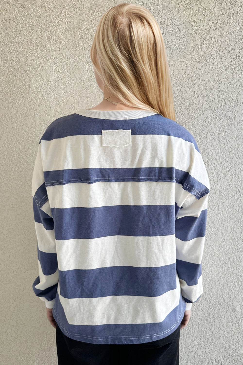 Oh Pima Cotton Wash Exposed Seam Contrast Striped Round Neck Long Sleeve T-Shirt for a perfect OOTD – dress to impress outfits from Amexza