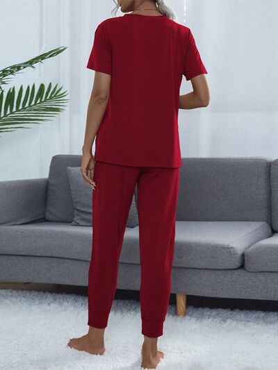 Shiny Round Neck Top and Pants Lounge Set for a perfect OOTD – dress to impress outfits from Amexza