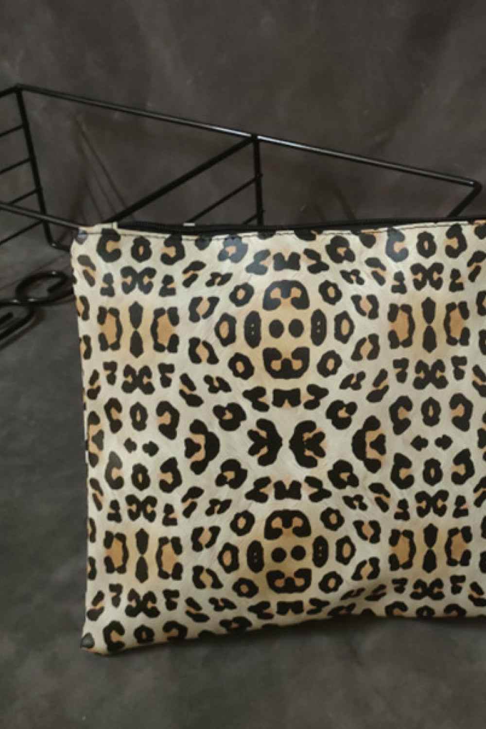 Leopard PU Leather Clutch for a perfect OOTD – dress to impress outfits from Amexza