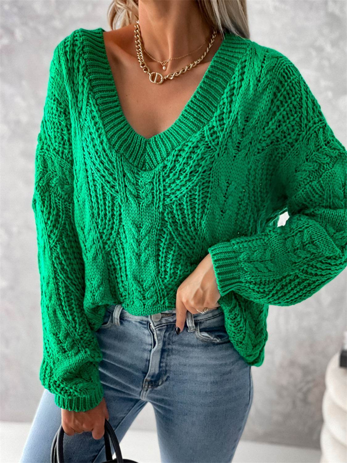 V-Neck Cable-Knit Long Sleeve Sweater Green for a perfect OOTD – dress to impress outfits from Amexza