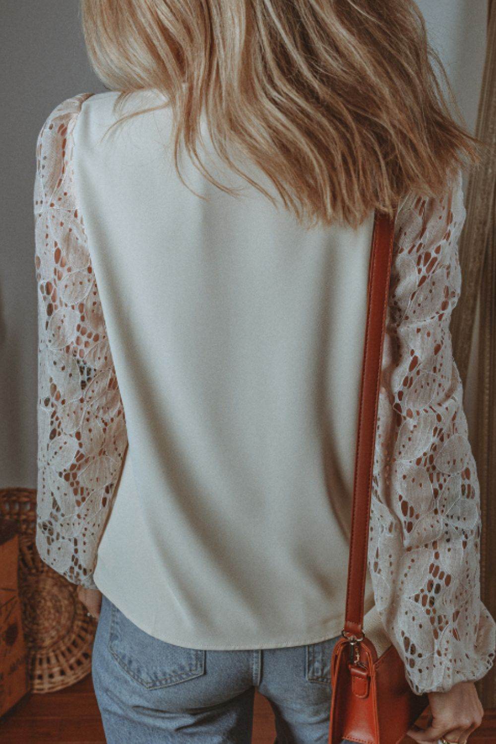 V Neck Lace Balloon Sleeve Blouse for a perfect OOTD – dress to impress outfits from Amexza