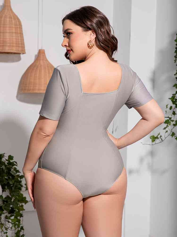 Plus Size Scoop Neck Short Sleeve One-Piece Swimsuit for a perfect OOTD – dress to impress outfits from Amexza