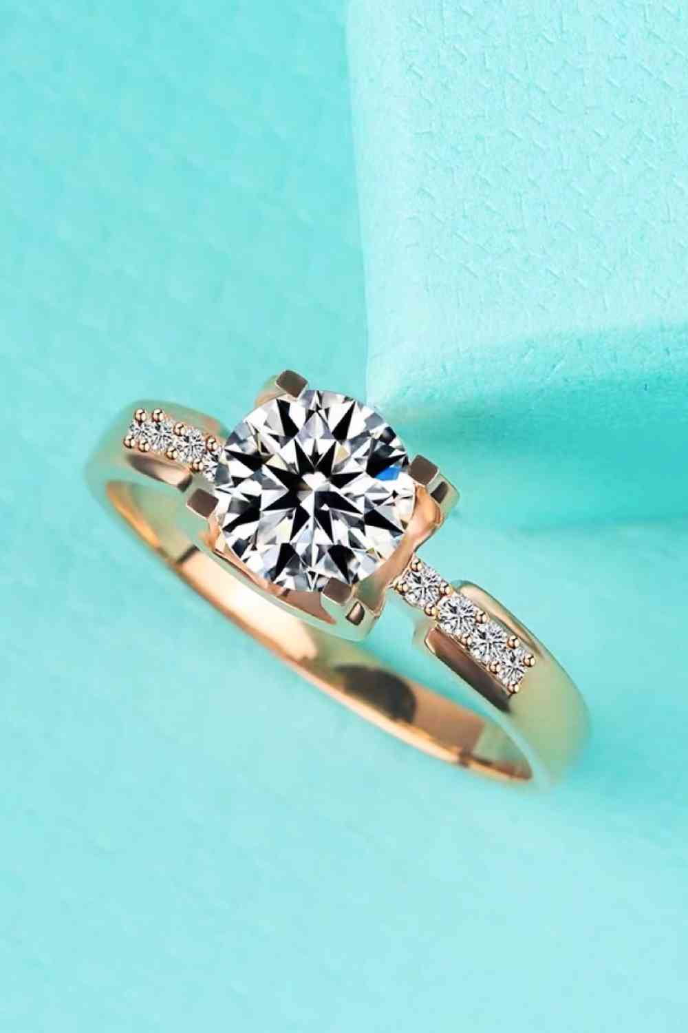 1 Carat Moissanite Ring Rose Gold for a perfect OOTD – dress to impress outfits from Amexza