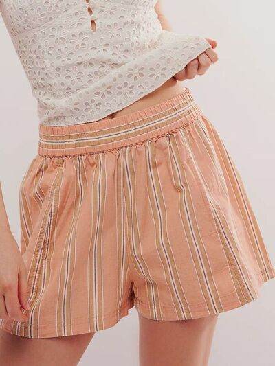 Striped Elastic Waist Shorts for a perfect OOTD – dress to impress outfits from Amexza