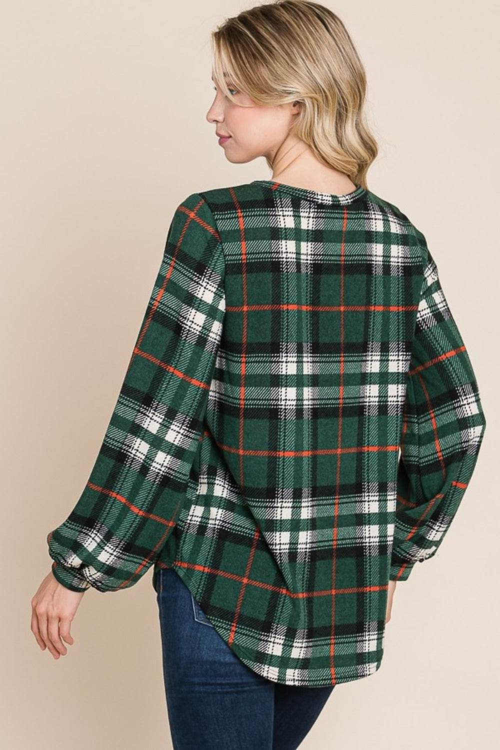 BOMBOM Curved Hem Plaid Round Neck Long Sleeve Top for a perfect OOTD – dress to impress outfits from Amexza