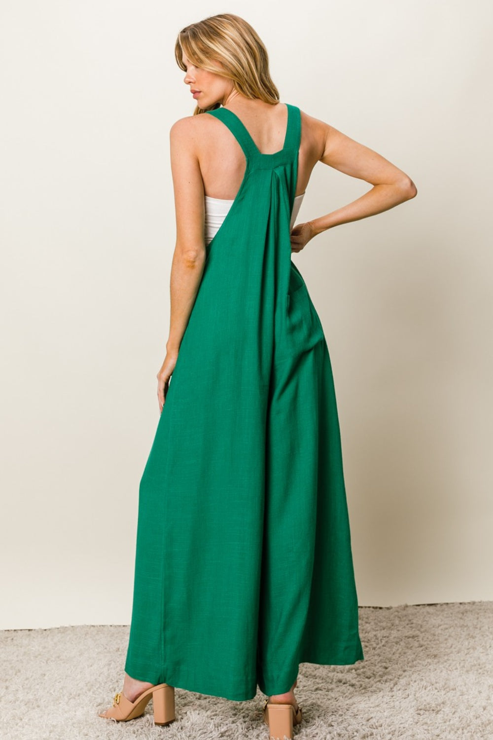 BiBi Texture Sleeveless Wide Leg Jumpsuit for a perfect OOTD – dress to impress outfits from Amexza