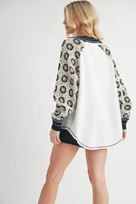 Aemi+Co Crochet Contrast Stitching V Neck Top - Amexza