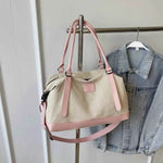 Contrast Travel Bag for a perfect OOTD – dress to impress outfits from Amexza